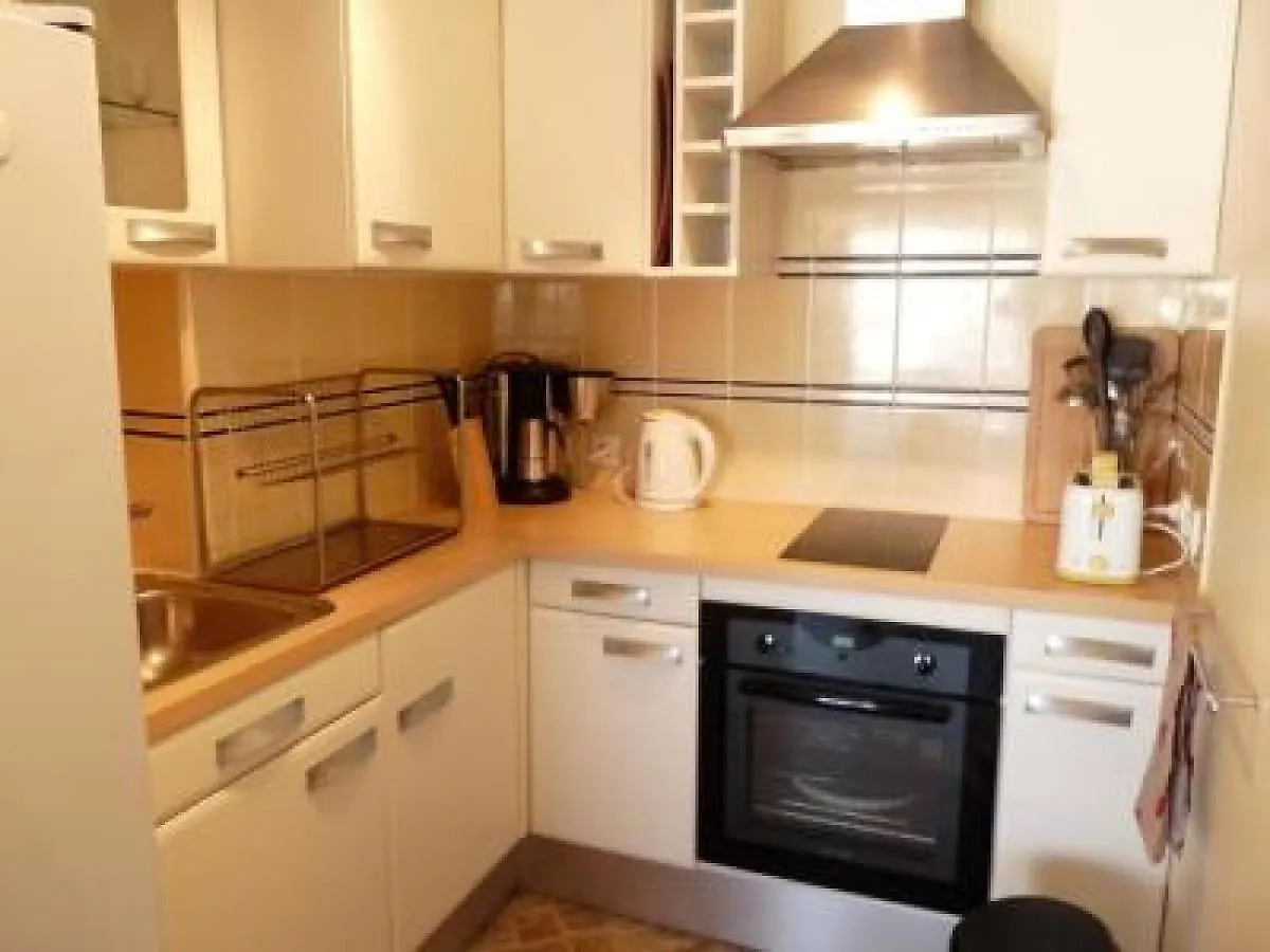 Stylish One Bedroom Apartment In Central Cannes Just Off The Croisette And Near Beaches - 680 Francja